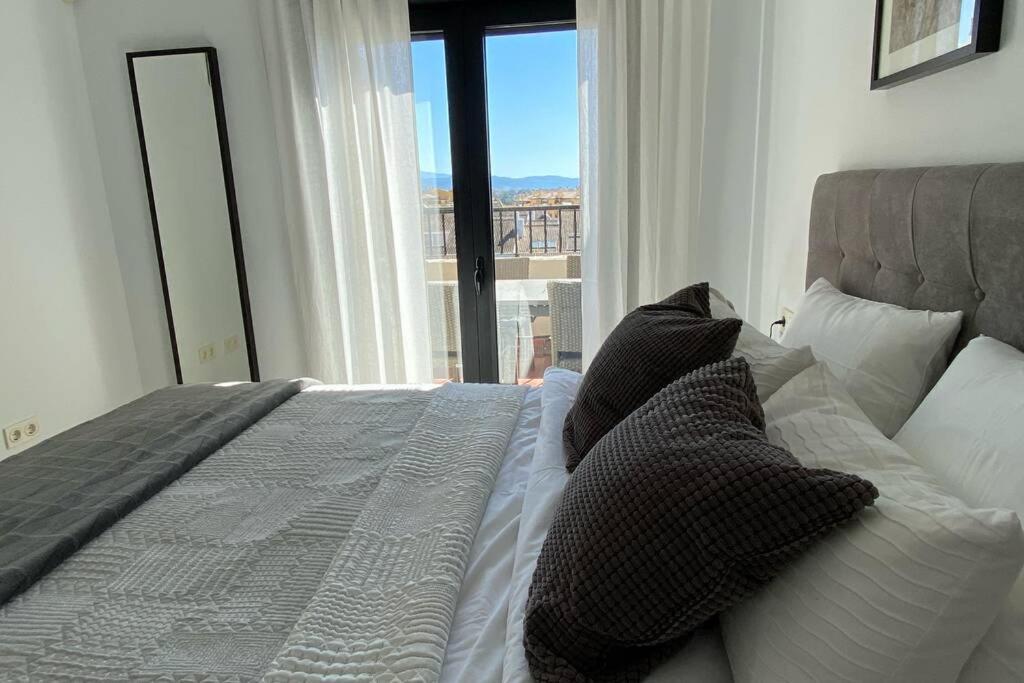 דירות Penthouse With Sea Views In מארבלה מראה חיצוני תמונה